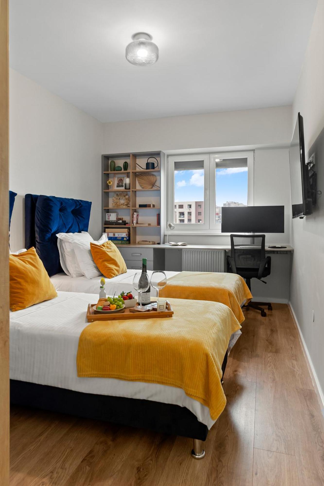 Mido Park Apartment With Private Parking & Self Check-In Bucarest Esterno foto