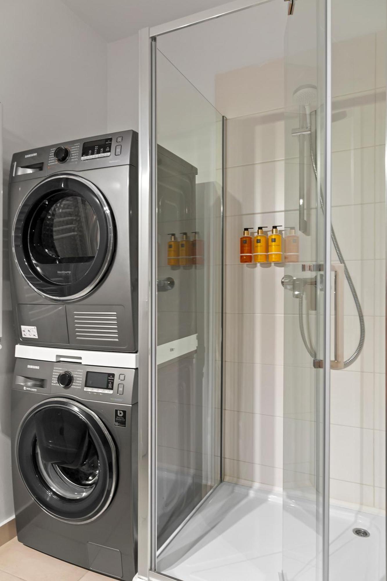 Mido Park Apartment With Private Parking & Self Check-In Bucarest Esterno foto