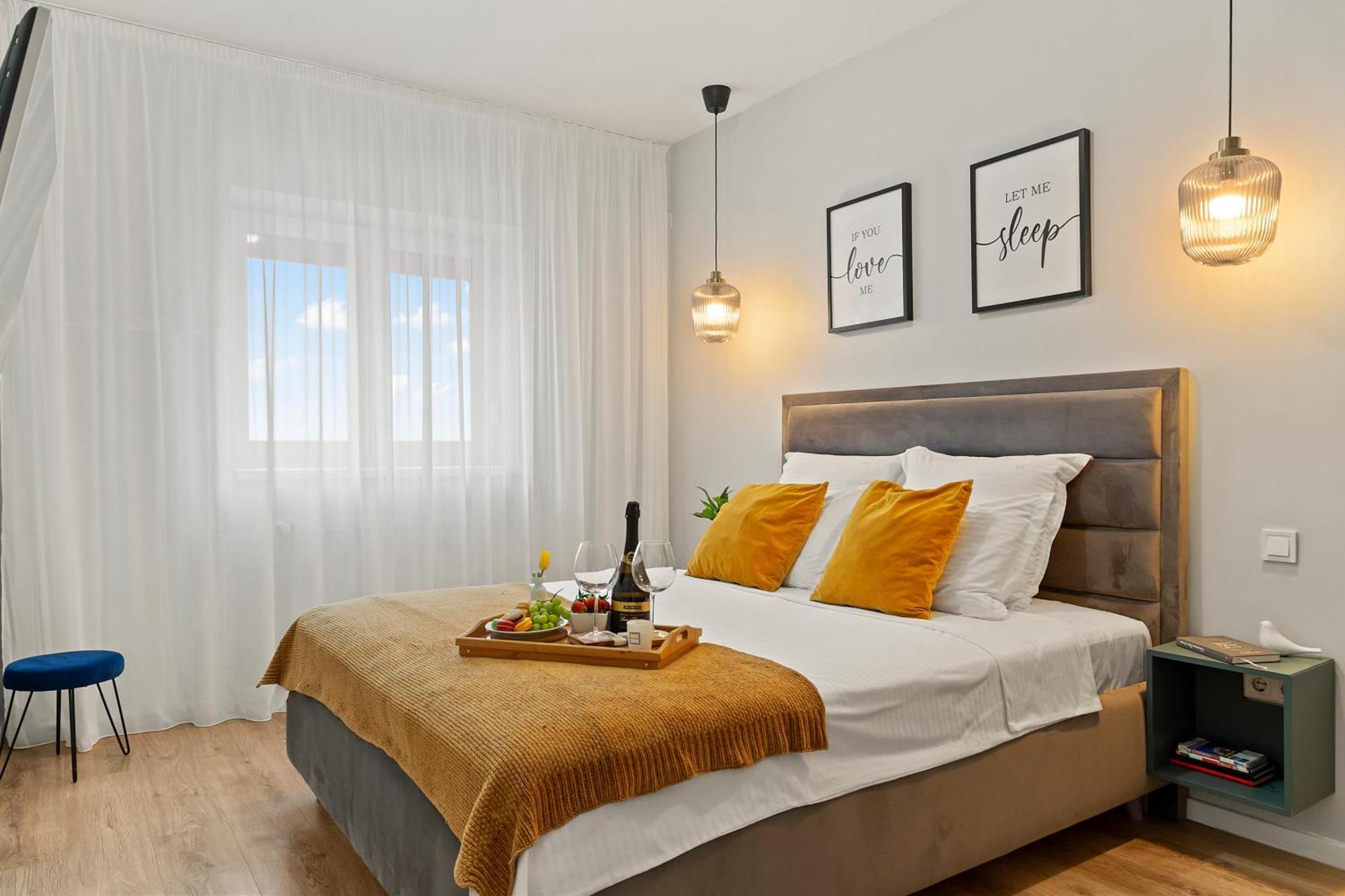 Mido Park Apartment With Private Parking & Self Check-In Bucarest Esterno foto